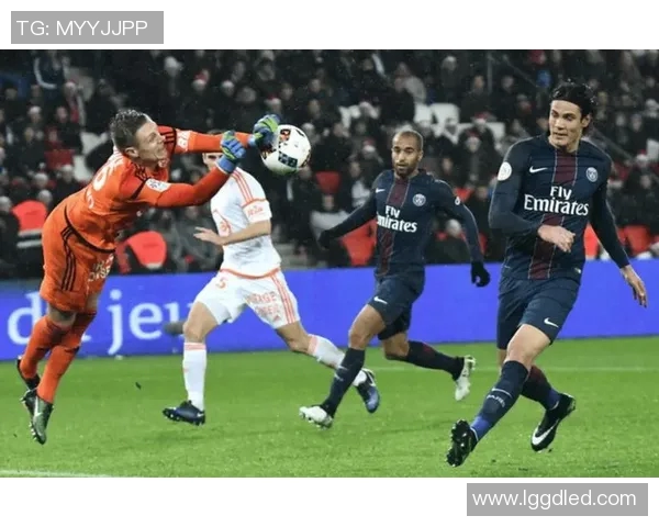 CCTV精彩回放拜仁对阵里昂的激烈对决视频集锦尽在此处 CCTV精彩回放拜仁对阵里昂的激烈对决视频集锦尽在此处